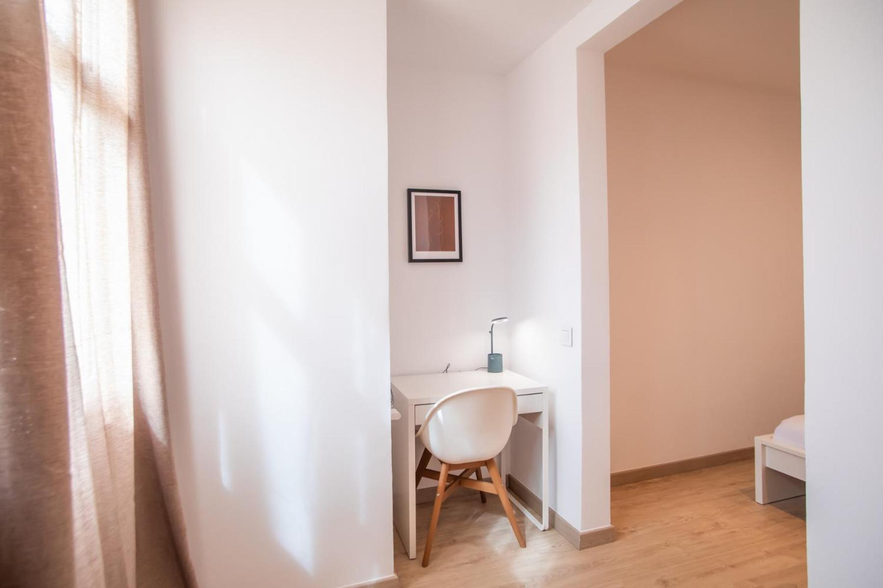 22crc1039 - Exquisite Near The Center Appartement